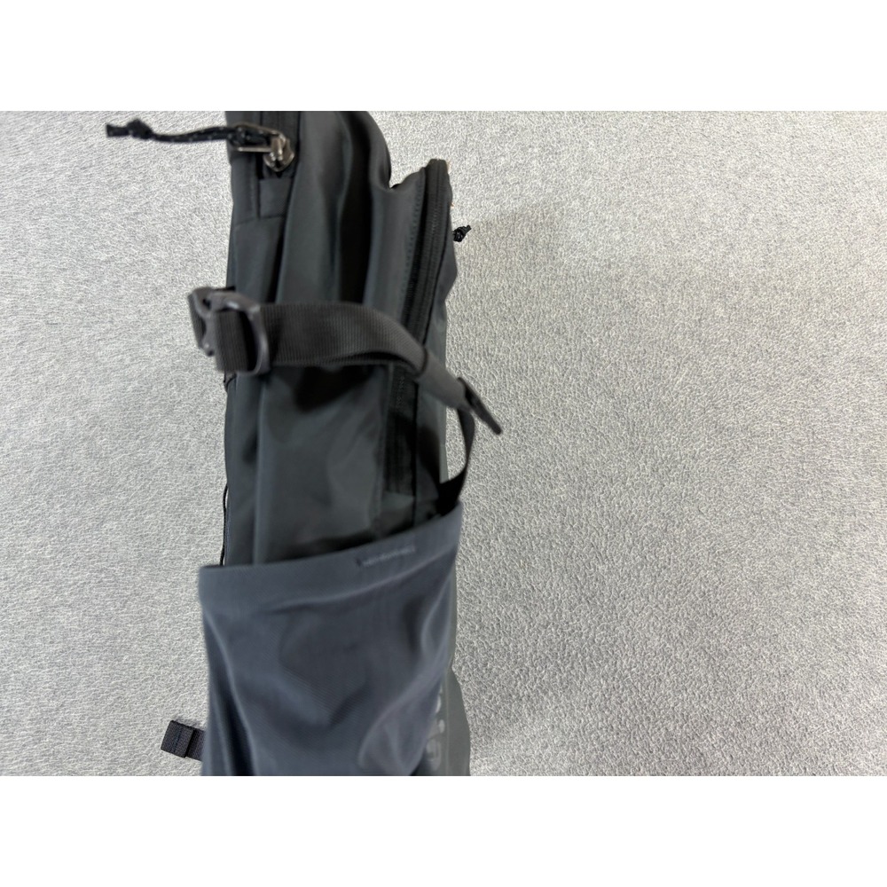 NWT Patagonia Refugio Daypack 26L‎ Backpack (Smolder Blue) - Picture 10 of 16